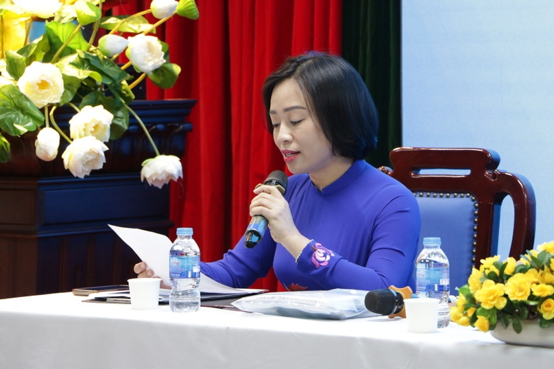 TS.BS. Trần Cẩm Vân – Ủy viên Ban chấp hành Công đoàn Y tế Việt Nam, Chủ tịch Công đoàn Bệnh viện, điều hành Hội nghị.