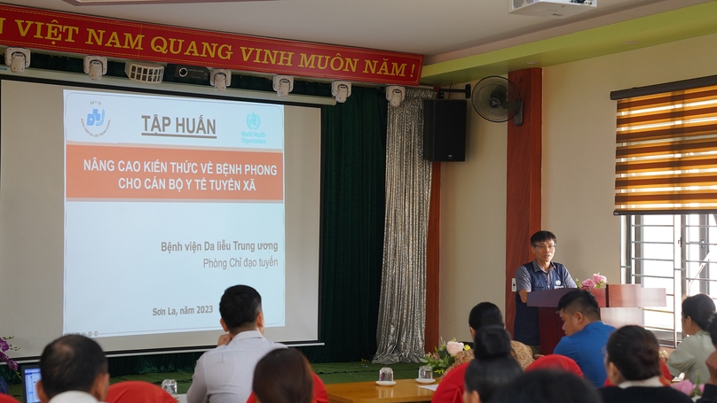 BS. Vũ Quang Hiếu, Chuyên gia cao cấp Tổ chức Y tế thế giới (WHO) tại Việt Nam, phát biểu tại buổi tập huấn.