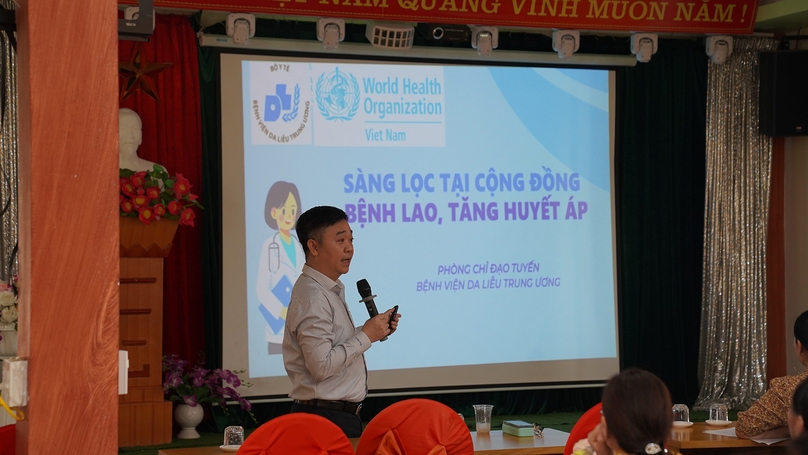 BSCKII. Vũ Thanh Tùng tập huấn kiến thức sàng lọc tại cộng đồng về bệnh lao, tăng huyết áp theo chương trình của Tổ chức Y tế thế giới (WHO) tại Việt Nam.