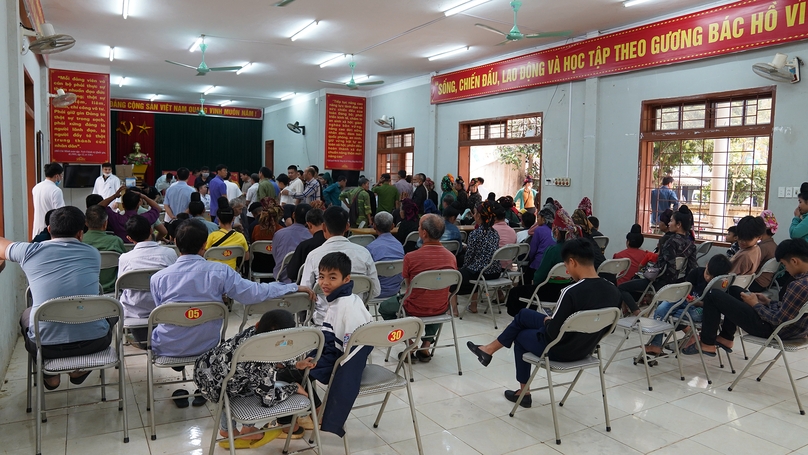 Không khí ngày khám thứ hai tại xã Chiềng Bằng, huyện Quỳnh Nhai, tỉnh Sơn La.