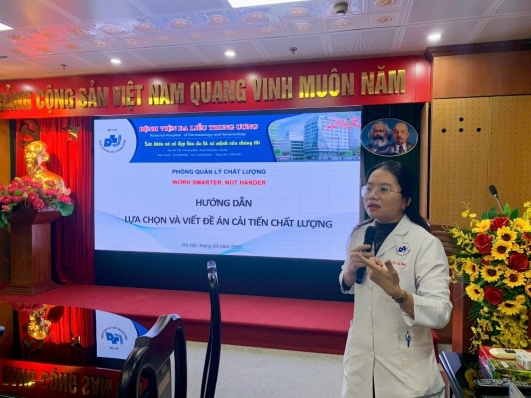Bệnh viện Da liễu Trung ương: Tập huấn lựa chọn và viết đề án cải tiến chất lượng năm 2025