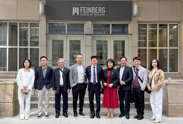 Đoàn công tác Bệnh viện Da liễu Trung ương tham quan, làm việc tại Trường Y Feinberg – Đại học Northwestern